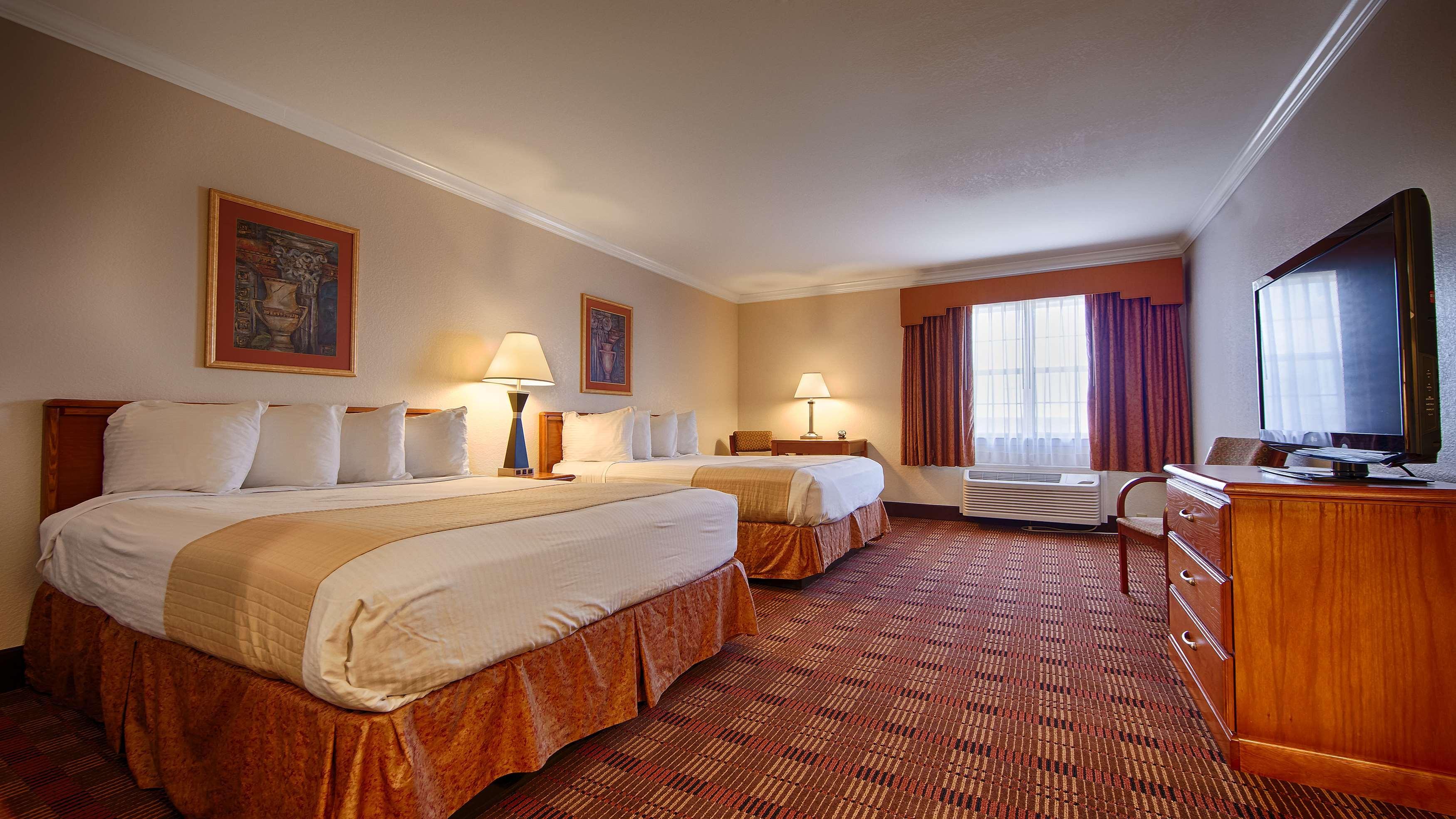 Best Western Club House Inn & Suites Mineral Wells Екстер'єр фото