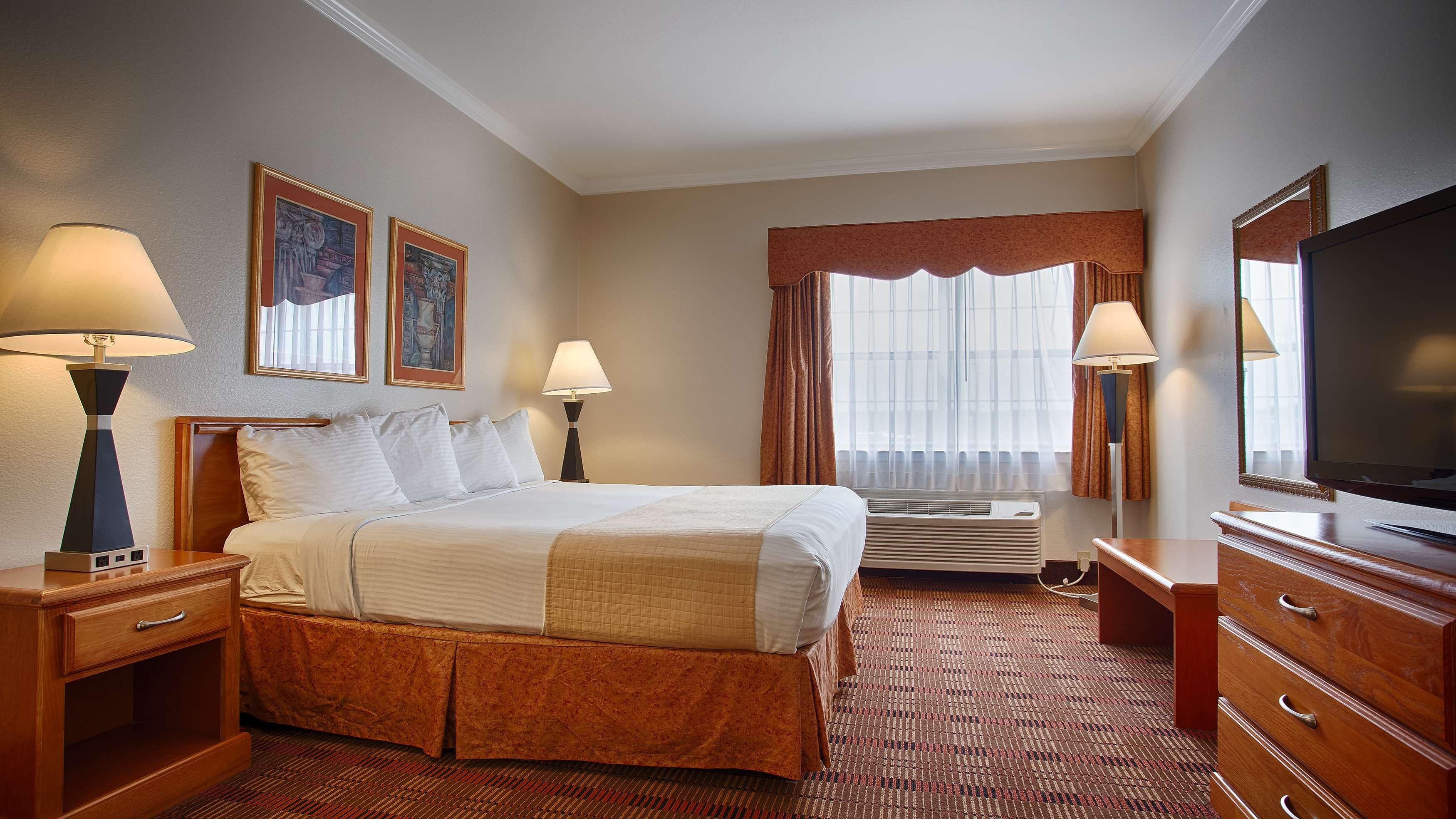 Best Western Club House Inn & Suites Mineral Wells Екстер'єр фото