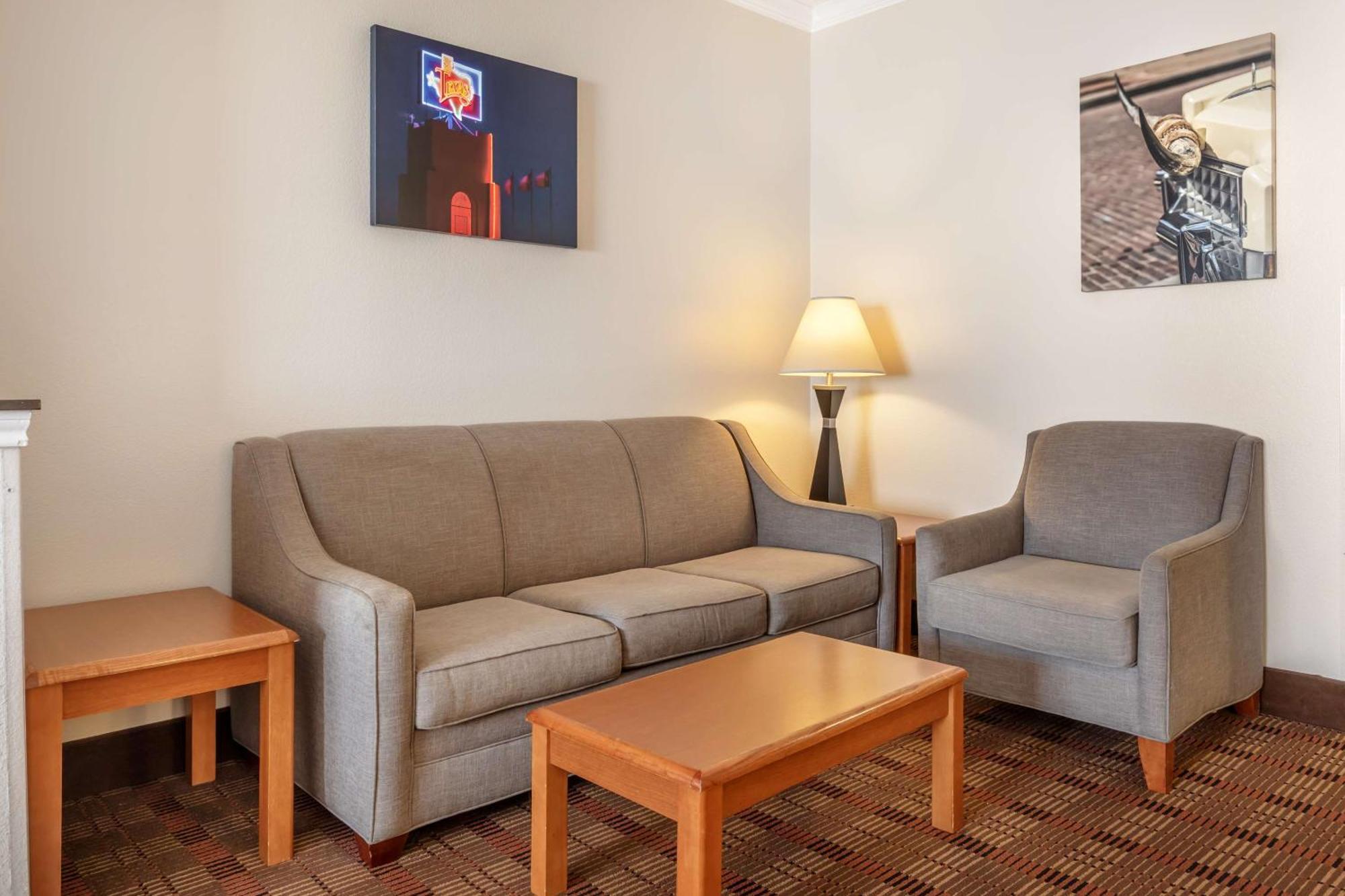 Best Western Club House Inn & Suites Mineral Wells Екстер'єр фото