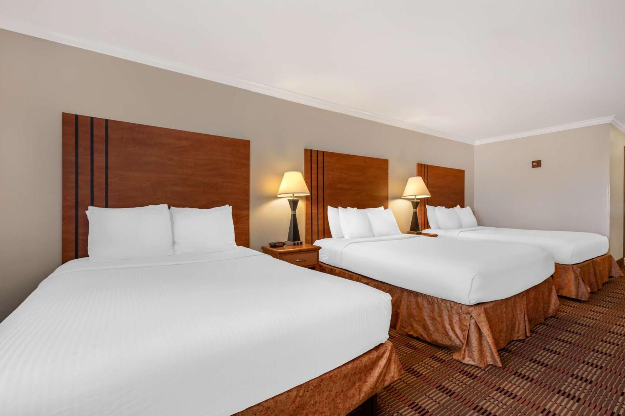 Best Western Club House Inn & Suites Mineral Wells Екстер'єр фото