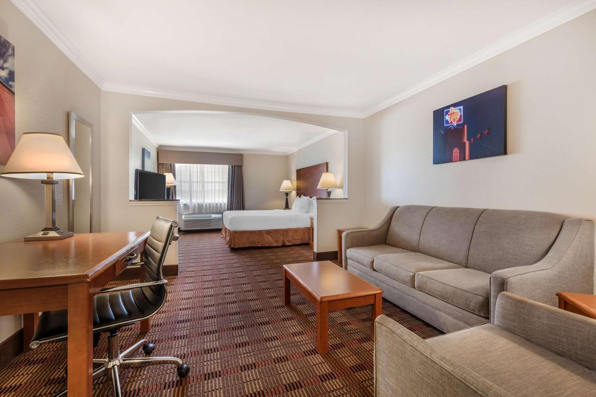 Best Western Club House Inn & Suites Mineral Wells Екстер'єр фото