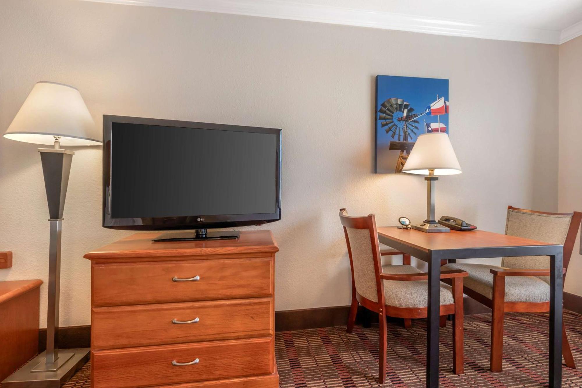 Best Western Club House Inn & Suites Mineral Wells Екстер'єр фото