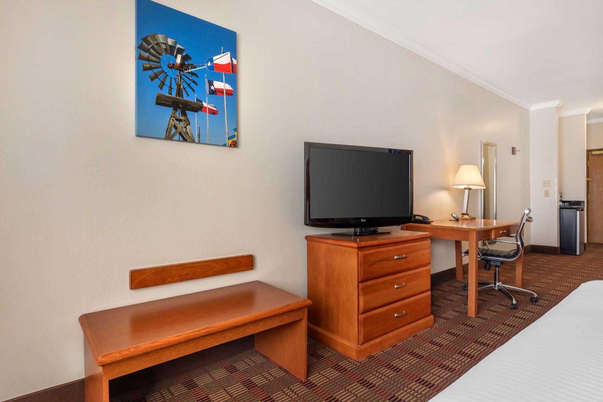 Best Western Club House Inn & Suites Mineral Wells Екстер'єр фото