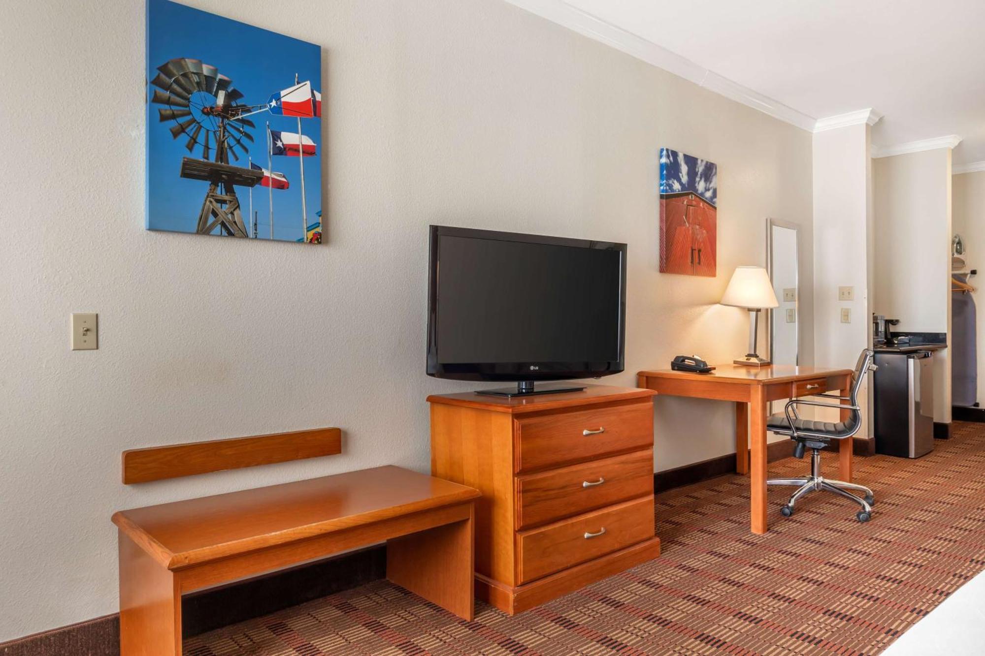 Best Western Club House Inn & Suites Mineral Wells Екстер'єр фото