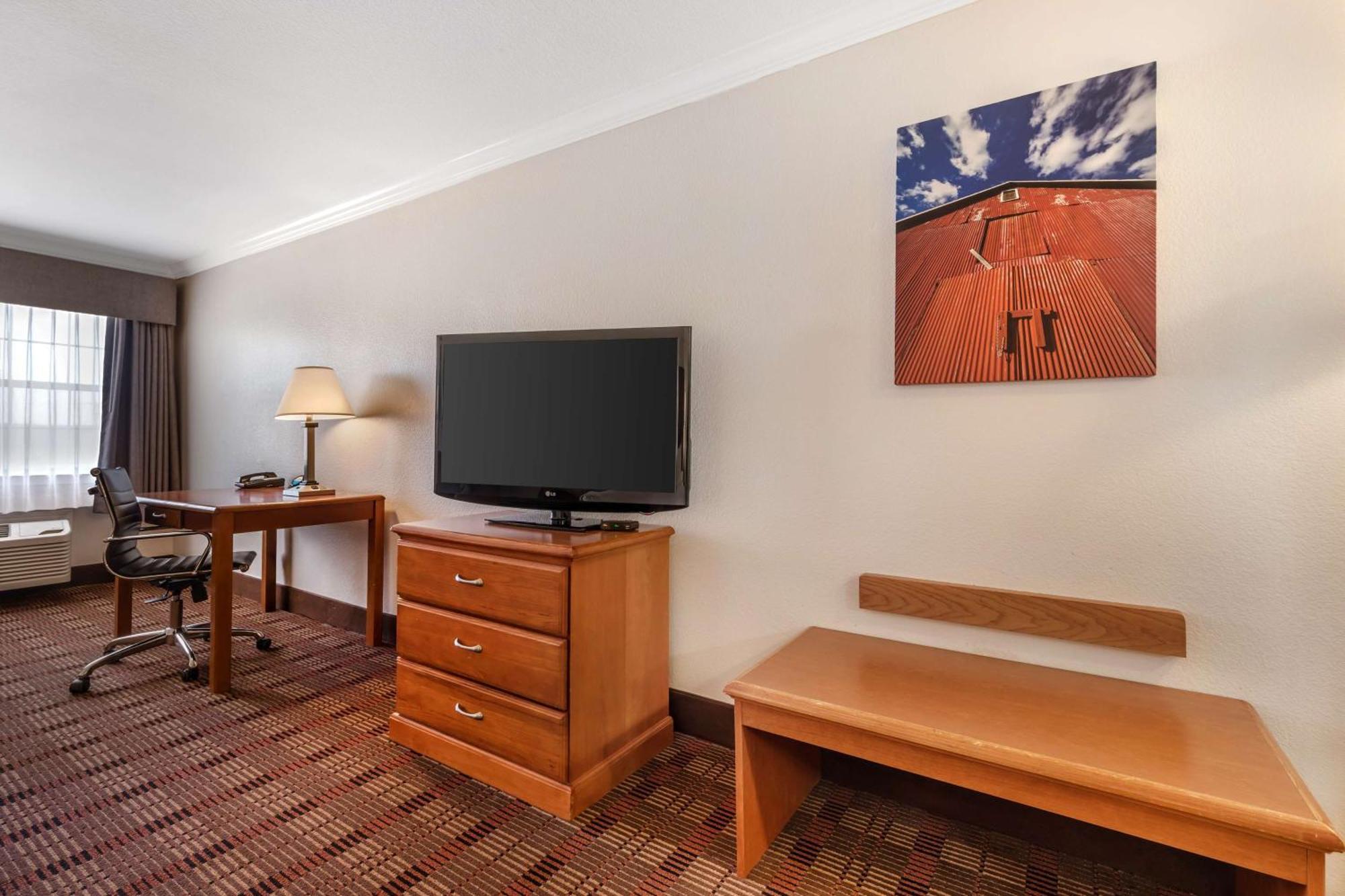 Best Western Club House Inn & Suites Mineral Wells Екстер'єр фото