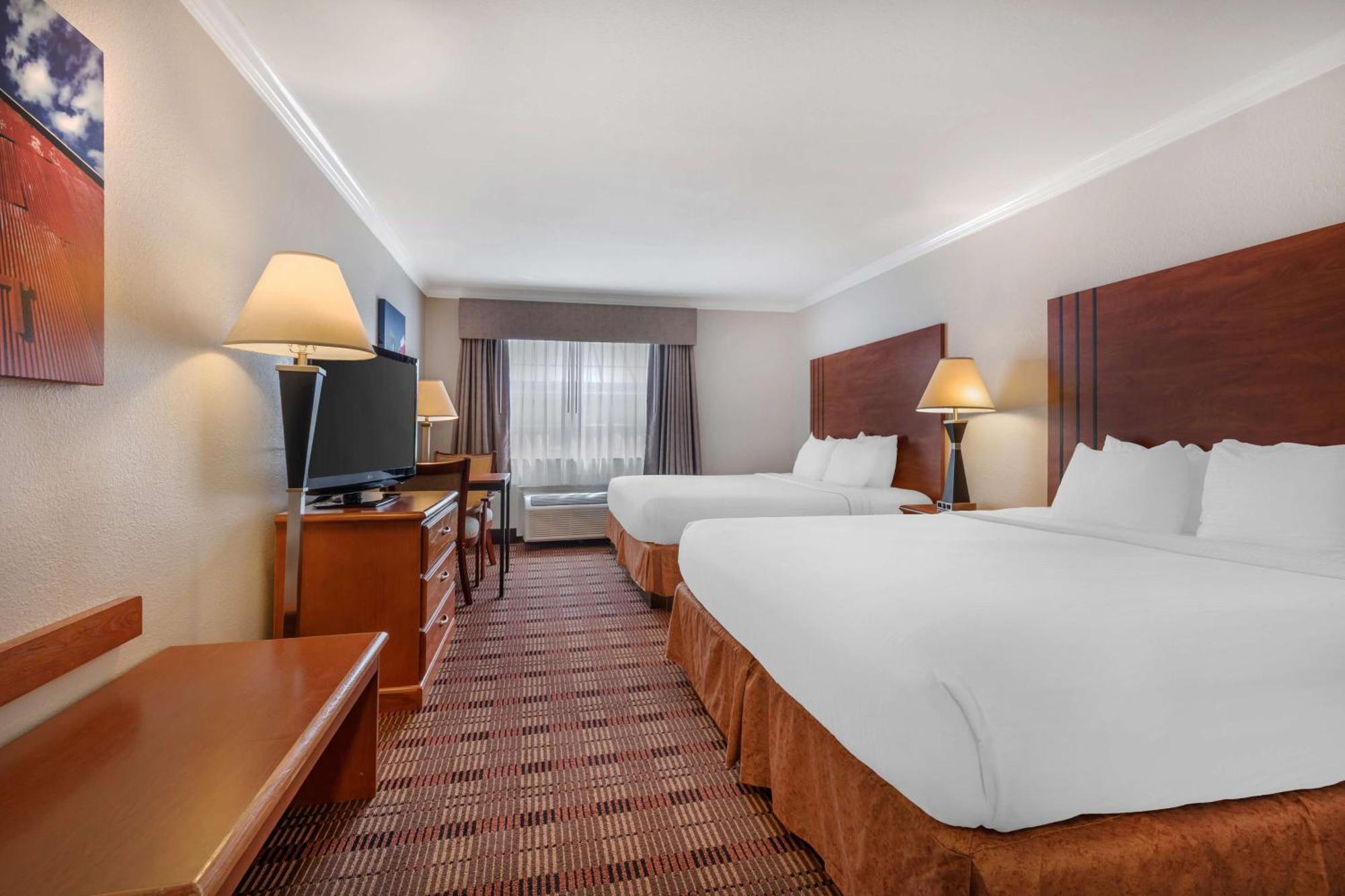 Best Western Club House Inn & Suites Mineral Wells Екстер'єр фото